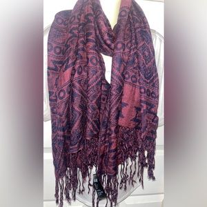 Tribal print scarf 🧣